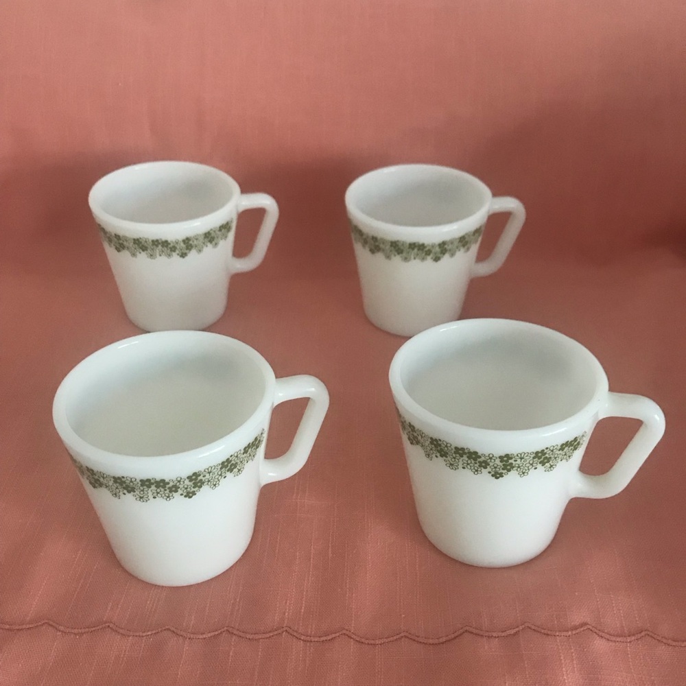 Vintage White & Avocado Green Floral PYREX Spring Blossom Milk Glass Mugs EXC 4